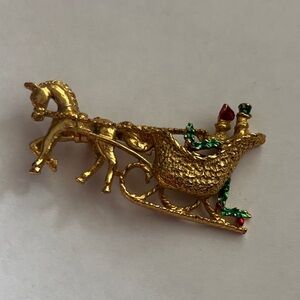 Vintage Gerry’s Gold Horse and Sleigh Brooch with Red and Green Accents